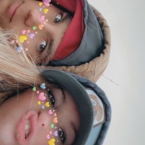 Meet your Posher, Avery